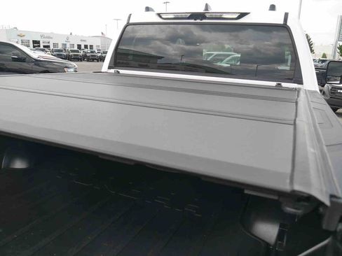 Used 2026 Toyota Tundra SR5 AWD/4WD image 12