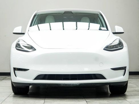 Used 2020 Tesla Model Y Long Range AWD/4WD image 7