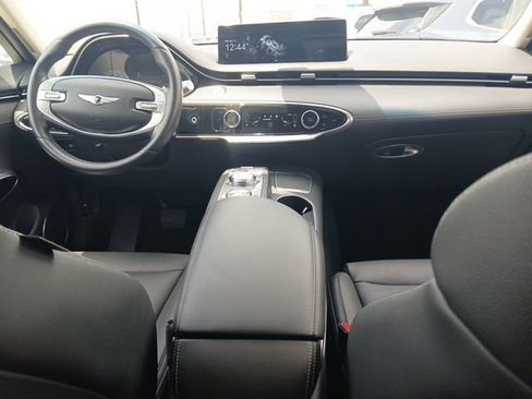 Used 2025 Genesis GV70 2.5T AWD/4WD image 12