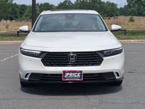 Used 2023 Honda Accord EX-L image 2