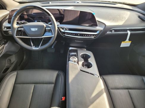 New 2026 Cadillac Lyriq Premium Sport image 10