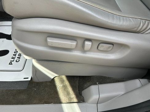 Used 2015 Honda Odyssey EX-L image 18