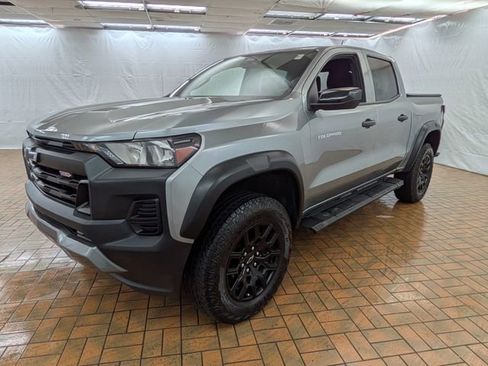 Used 2024 Chevrolet Colorado Trail Boss w/ Advanced Trailering Package image 3