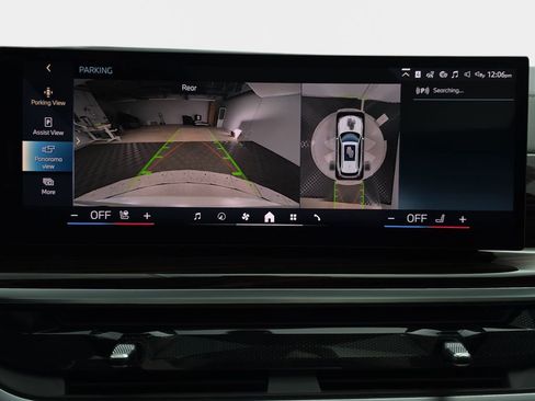 New 2026 BMW X5 xDrive50e w/ M Sport Package AWD/4WD image 23