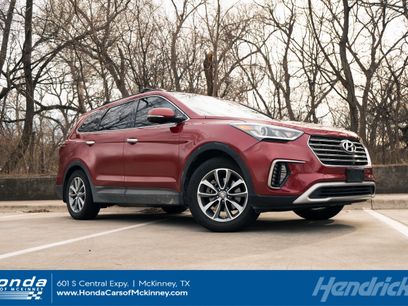 Used 2017 Hyundai Santa Fe SE w/ SE Premium Package 02