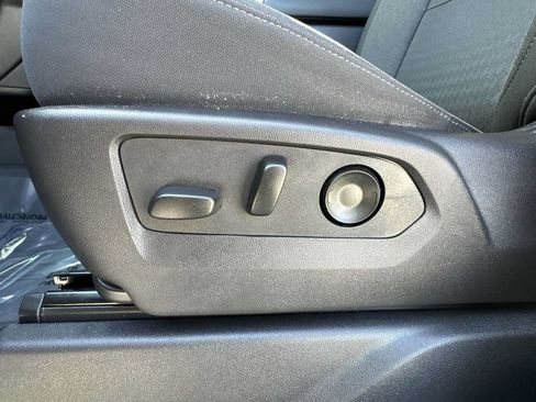 Used 2024 Chevrolet Silverado 1500 Custom RWD image 16