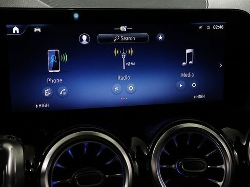 Certified 2026 Mercedes-Benz GLB 250 4MATIC image 19