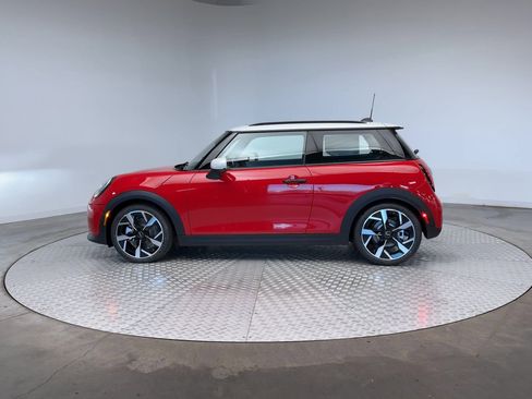 New 2026 MINI Cooper 2-Door Hardtop image 7