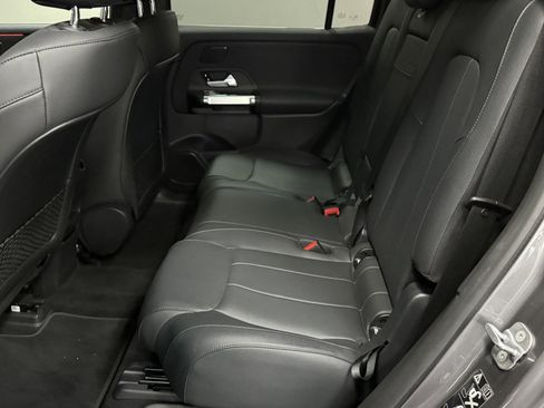 Used 2023 Mercedes-Benz EQB 250+ image 40