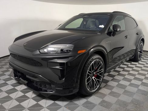 New 2026 Porsche Cayenne Turbo AWD/4WD image 1