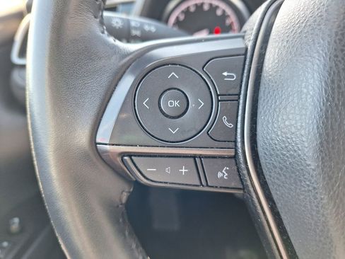 Used 2024 Toyota Camry SE image 12