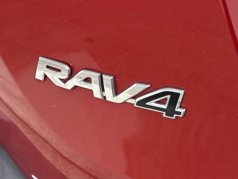 Used 2013 Toyota RAV4 Limited AWD/4WD image 26