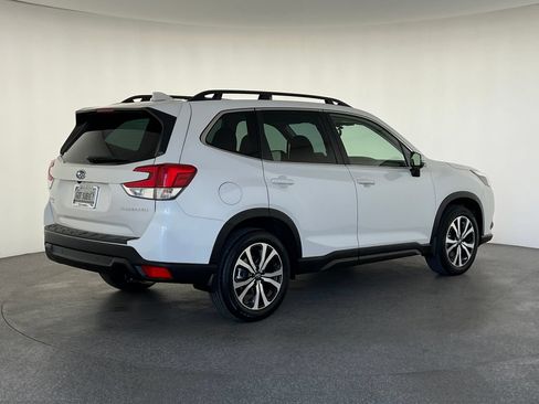 Used 2023 Subaru Forester Limited w/ Popular Package #3 AWD/4WD image 4
