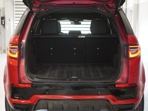 Used 2023 Land Rover Discovery Sport SE R-Dynamic AWD/4WD image 30