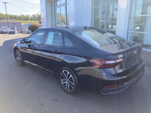 Certified 2023 Volkswagen Jetta Sport image 7