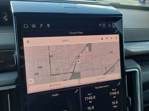 Used 2025 GMC Yukon XL Elevation image 10