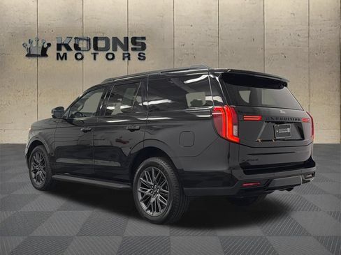 Used 2026 Ford Expedition Platinum w/ Stealth Appearance Package AWD/4WD image 6