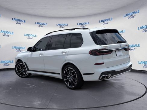 Used 2025 BMW X7 M60i AWD/4WD image 9