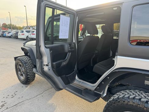Used 2017 Jeep Wrangler Unlimited Sport w/ Quick Order Package 24S image 13