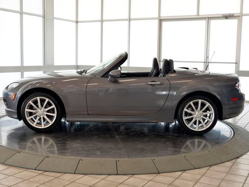 Used 2008 MAZDA MX-5 Miata Grand Touring w/ Premium Pkg RWD image 5