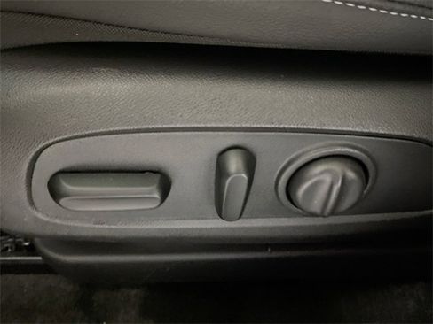 Used 2024 Buick Envista Preferred w/ Convenience I Package image 25