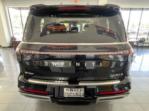 Used 2025 INFINITI QX80 Sensory w/ Exterior Package AWD/4WD image 4
