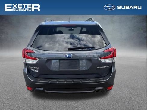 Used 2023 Subaru Forester Premium AWD/4WD image 5