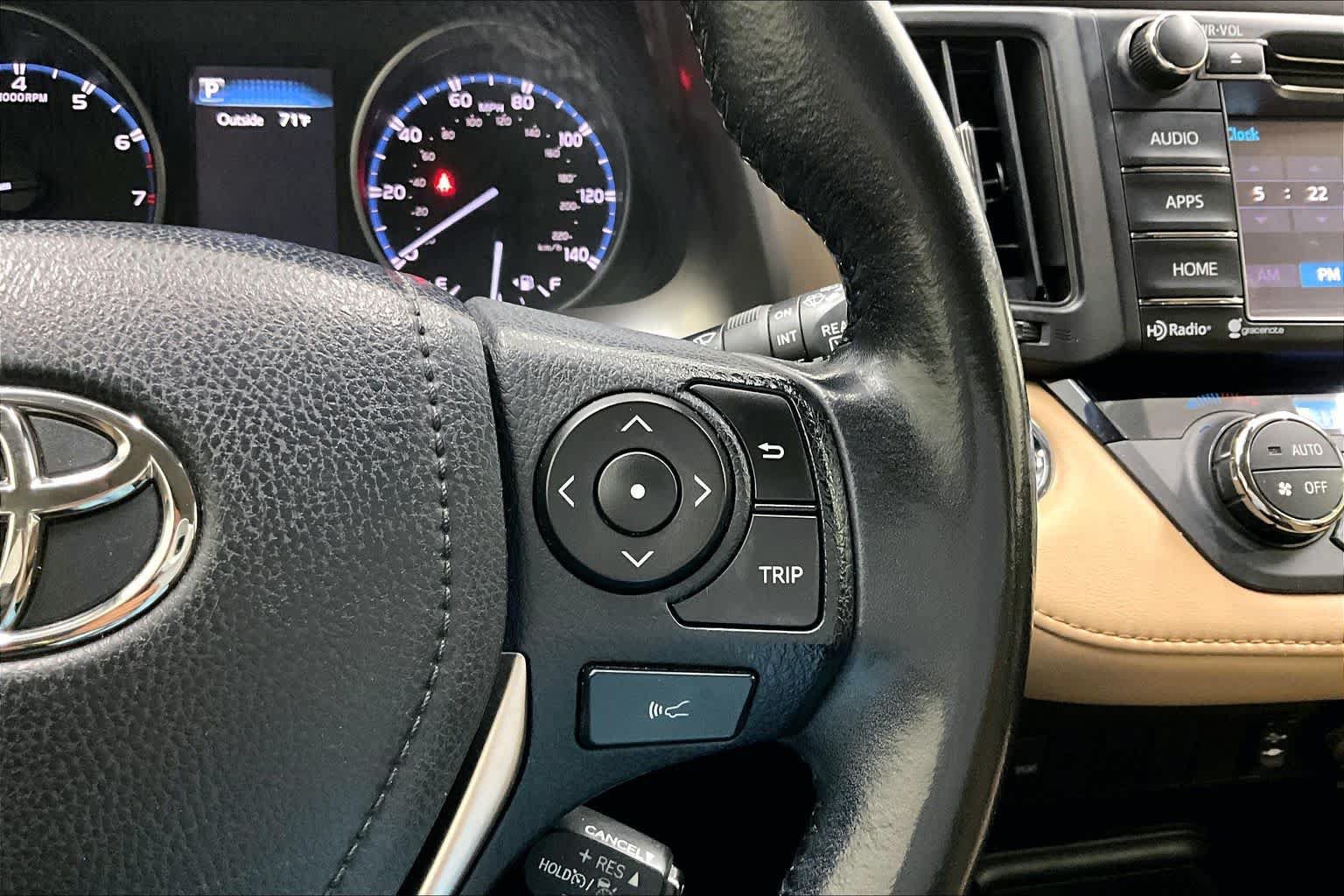 Used 2018 Toyota RAV4 XLE w/ Plus Extra Value Package FWD image 22