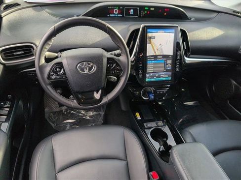 Used 2021 Toyota Prius Prime XLE w/ Carpet Mat Package (TMS) image 18