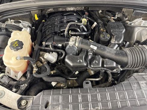 Used 2021 Jeep Grand Cherokee L Laredo image 19