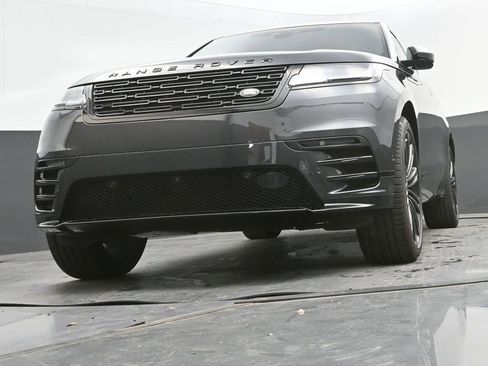 New 2026 Land Rover Range Rover Velar Dynamic SE image 29