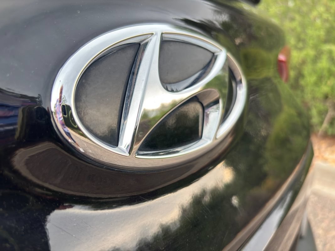 Used 2023 Hyundai Kona SE AWD/4WD image 10