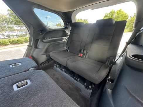 Used 2019 Dodge Durango SXT w/ 3rd Row Seating Group RWD image 26
