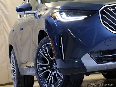 New 2026 BMW X3 xDrive30 w/ Premium Package image 4