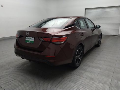 Used 2025 Nissan Sentra SV image 9
