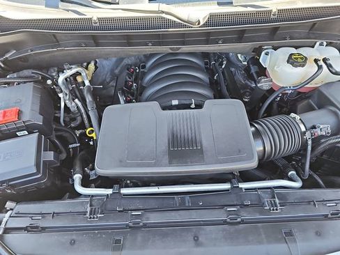 Used 2024 Chevrolet Tahoe LT w/ LT Signature Package RWD image 36