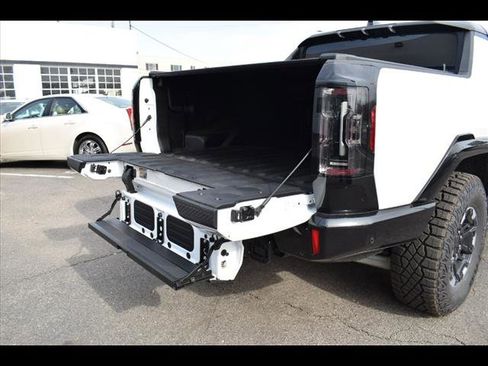 New 2025 GMC Hummer EV 3X w/ Battery Pack, 24 Module Pack image 10
