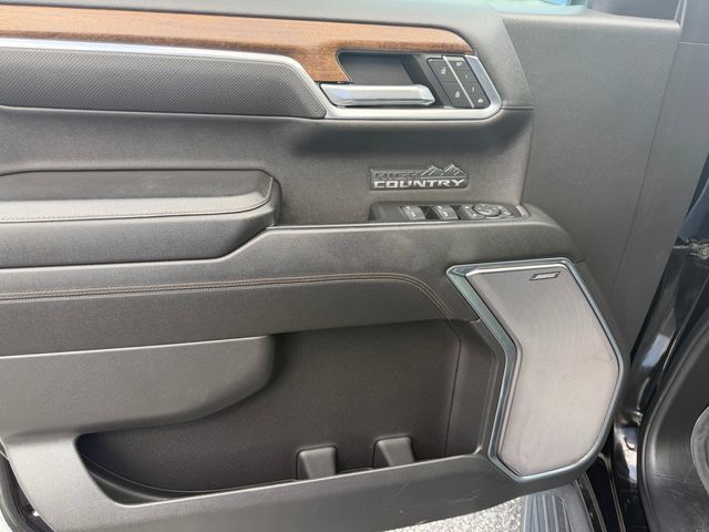 Used 2023 Chevrolet Silverado 1500 High Country w/ High Country Premium Package AWD/4WD image 21