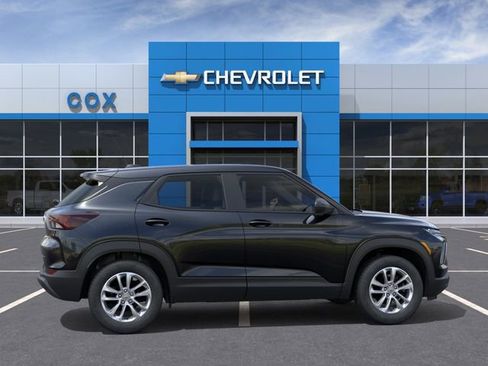 New 2026 Chevrolet TrailBlazer LS image 5