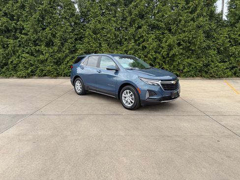 Used 2024 Chevrolet Equinox LT FWD image 7