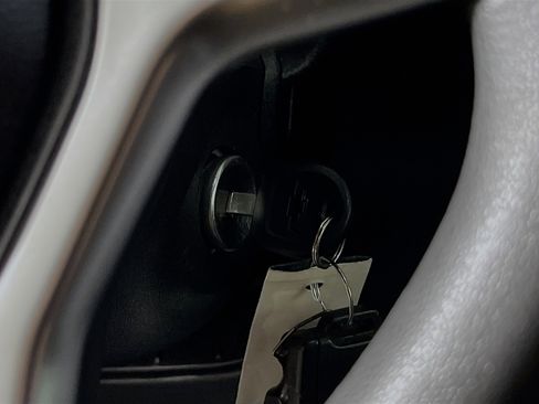 Used 2022 Chevrolet Silverado 1500 Custom w/ Safety Confidence Package image 23