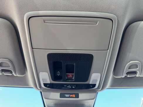 Certified 2023 Honda Accord EX image 31