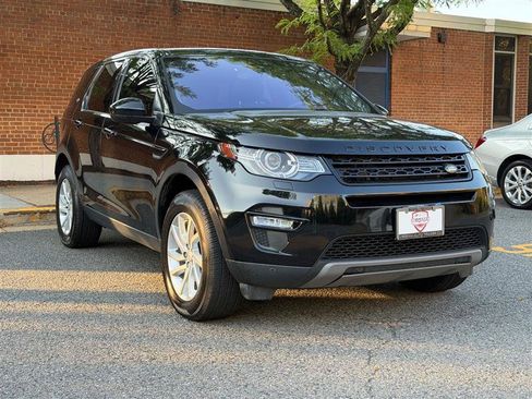 Used 2019 Land Rover Discovery Sport AWD/4WD image 5