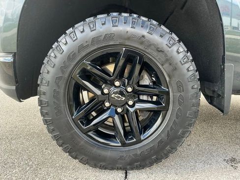 Used 2022 Chevrolet Silverado 1500 LT Trail Boss w/ Bed Protection Package image 15