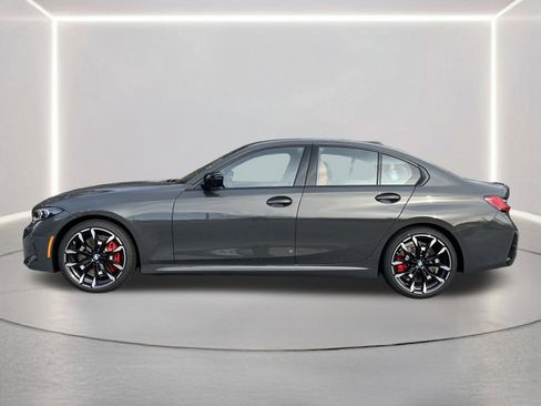 New 2026 BMW 330i Sedan w/ M Sport Package image 24