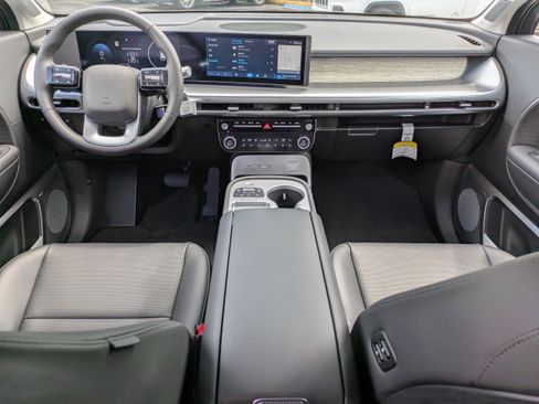 New 2026 Hyundai Ioniq 9 Limited image 12