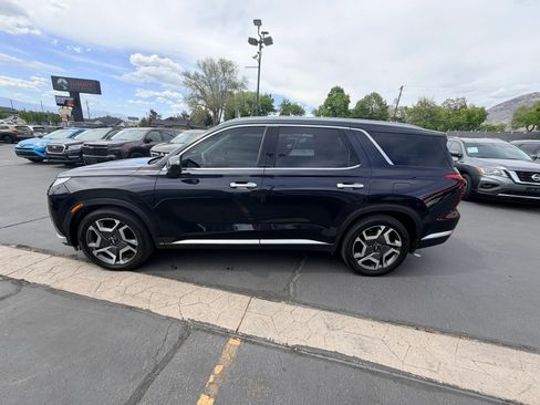 Used 2023 Hyundai Palisade Limited w/ Winter Package AWD/4WD image 7