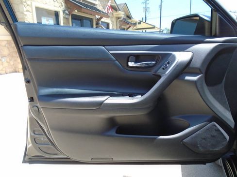 Used 2015 Nissan Altima 2.5 S w/ Power Driver Seat Package FWD image 28