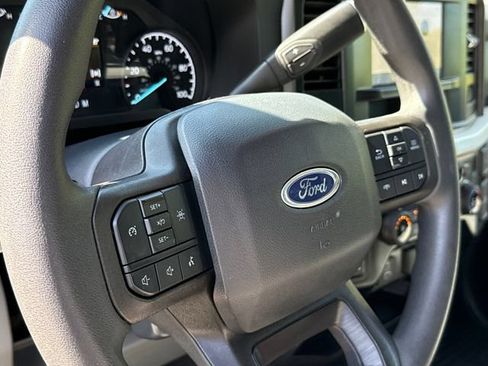 Certified 2025 Ford F350 XLT AWD/4WD image 29