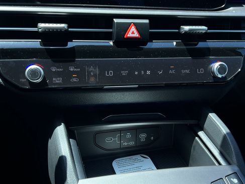 New 2026 Kia Sportage SX Prestige AWD/4WD image 25